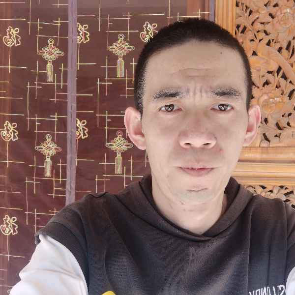 云南35岁单身帅哥真诚找对象-盐城征婚相亲网