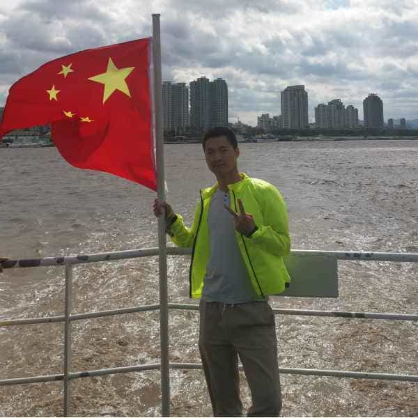 浙江30岁单身帅哥真诚找对象-盐城征婚相亲网