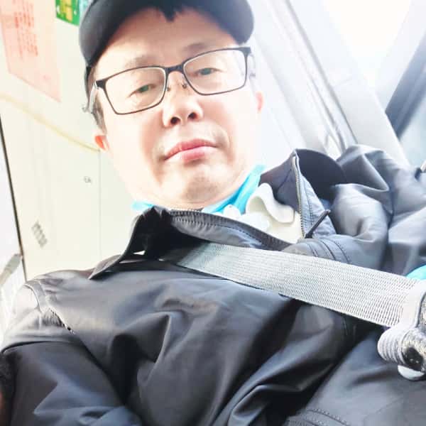 上海56岁单身帅哥真诚找对象-盐城征婚相亲网