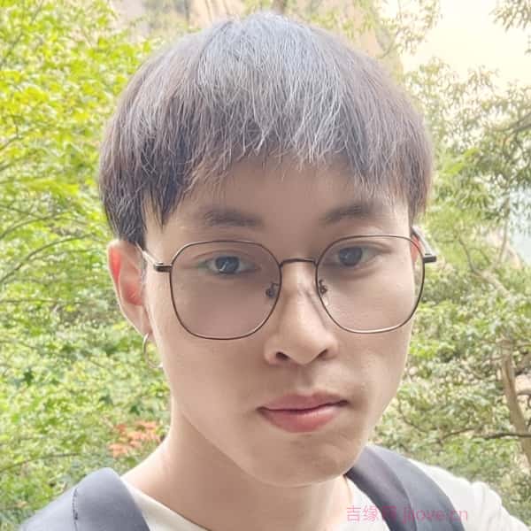 四川29岁单身帅哥真诚找对象-盐城征婚相亲网