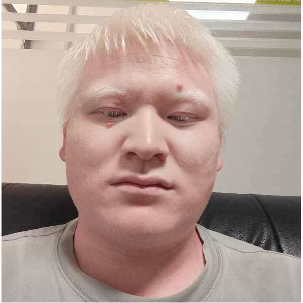 30岁岁安徽单身帅哥 - 盐城吉缘网